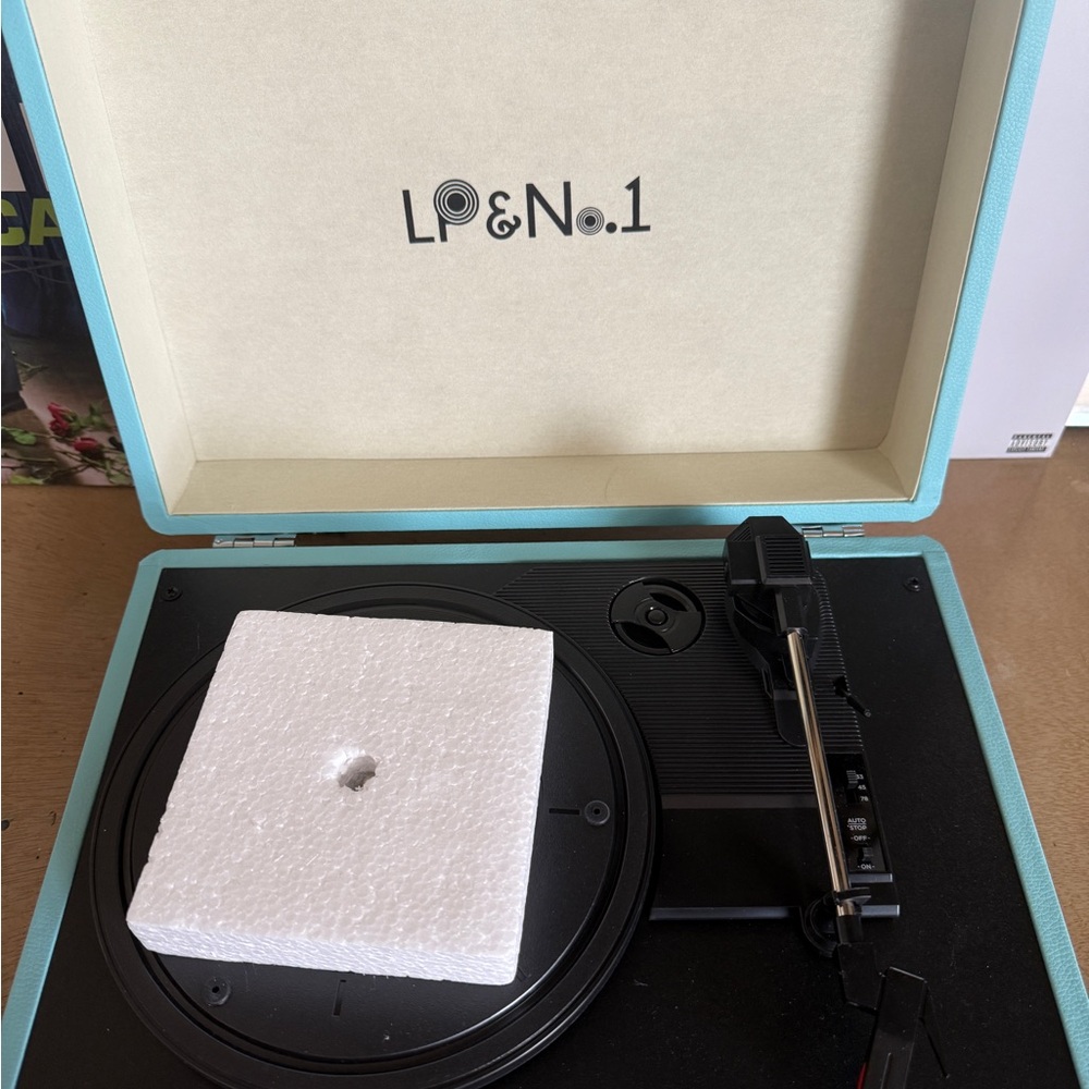 LP&No.1 Turquoise Record Player